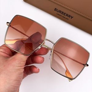 Burberry BE3133 DAPHNE 133713 Sunglasses Gold Pink Square Women
